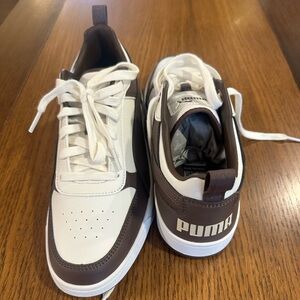 Puma Men's White and Brown Sneakers